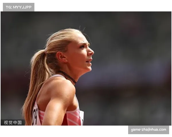 女子速降赛场Valentina Höll冲击历史纪录，2026赛季若夺冠将追平Anne-Caroline Chausson